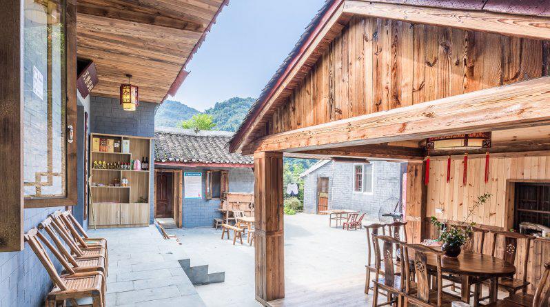 Wudangshan Tianle Hotel Shiyan  Extérieur photo